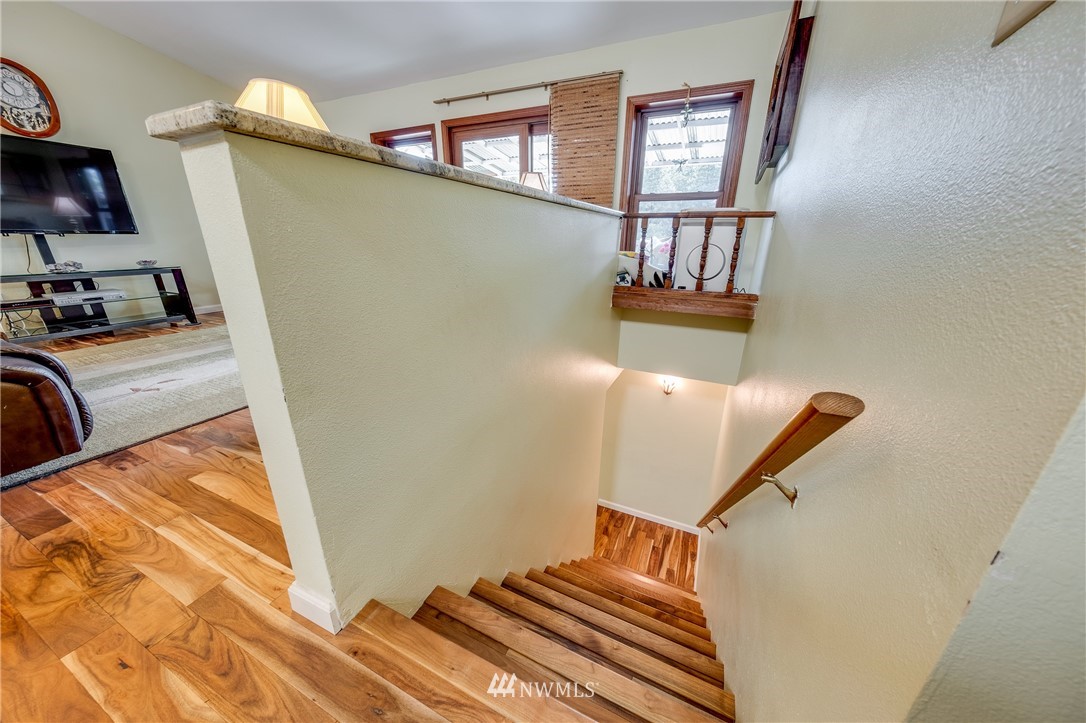 9934 Fairview Lake Road Southwest Port Orchard, WA 98367 - Photo 13 of 25 Gallery Image 13