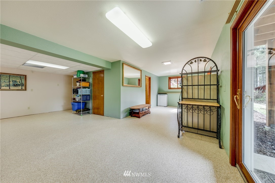 9934 Fairview Lake Road Southwest Port Orchard, WA 98367 - Photo 14 of 25 Gallery Image 14