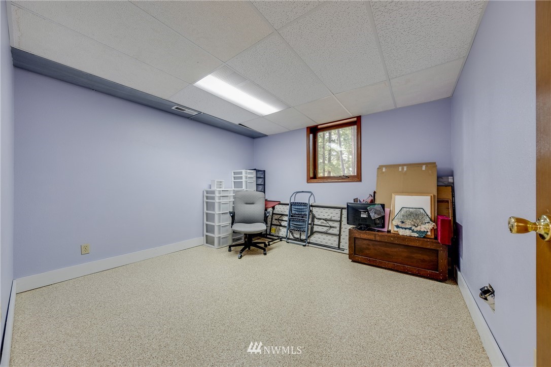 9934 Fairview Lake Road Southwest Port Orchard, WA 98367 - Photo 19 of 25 Gallery Image 19