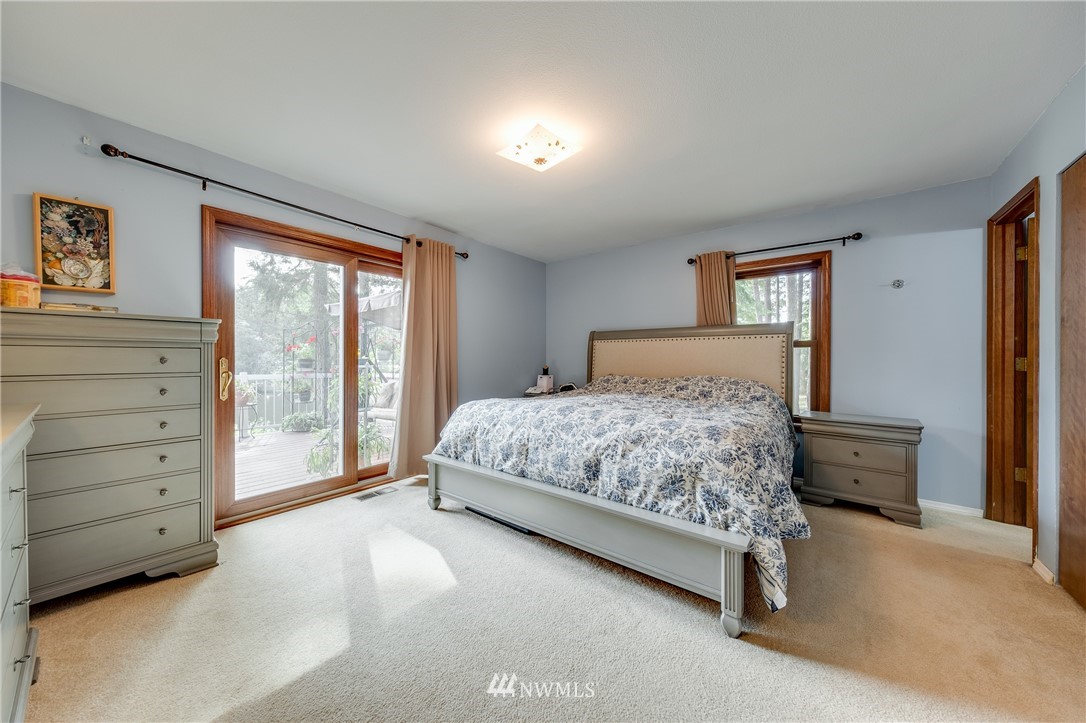 9934 Fairview Lake Road Southwest Port Orchard, WA 98367 - Photo 9 of 25 Gallery Image 9