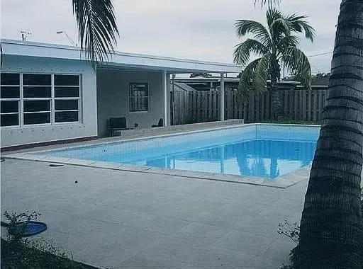 $6,999 | 236 East 56th Street, Hialeah, FL 33013