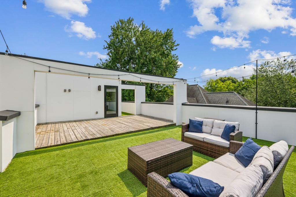 536 Highland Avenue Northeast, Unit A Atlanta, GA 30312 - Photo 34 of 51 a view of an outdoor sitting space