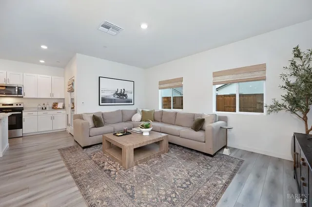 $600,000 | 1770 Butterfly Lane, Dixon, CA 95620