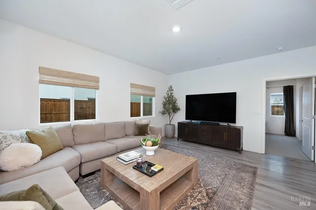 $600,000 | 1770 Butterfly Lane, Dixon, CA 95620