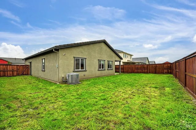 $600,000 | 1770 Butterfly Lane, Dixon, CA 95620