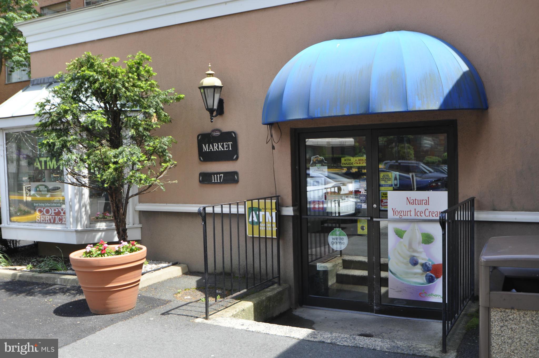 1121 Arlington Boulevard, Unit 842 Arlington, VA 22209 - Photo 26 of 30 a front view of a house with garden