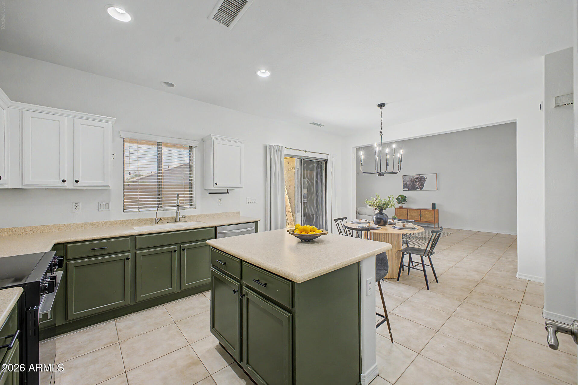 2209 West Kathleen Road Phoenix, AZ 85023 - Photo 13 of 36 14-Kathleen