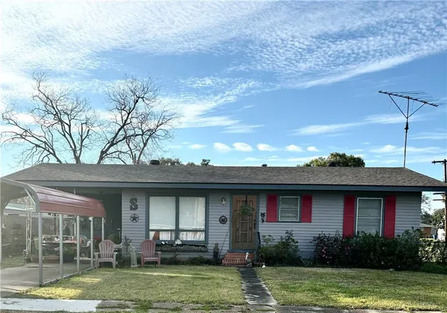 $69,900 | 610 North Boudreaux Avenue, Kaplan, LA 70548