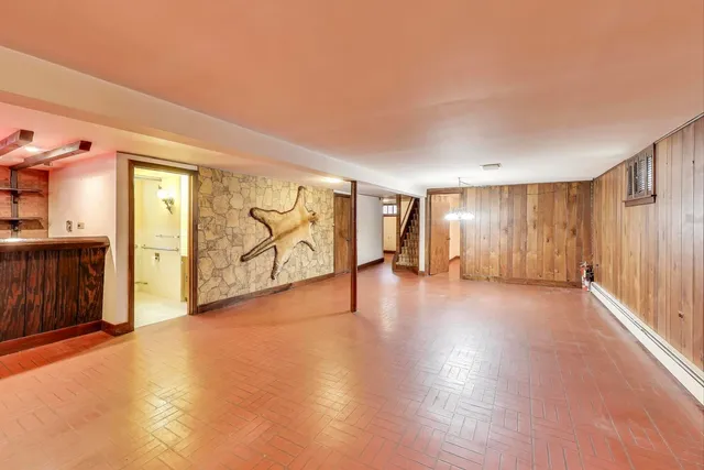 $424,900 | 4900 Ridgewood Avenue, Norridge, IL 60706