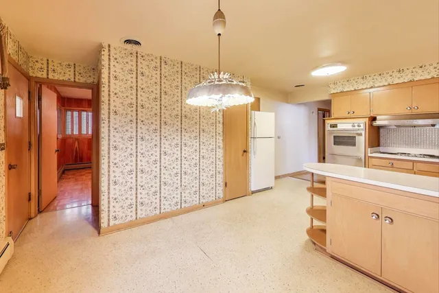 $424,900 | 4900 Ridgewood Avenue, Norridge, IL 60706