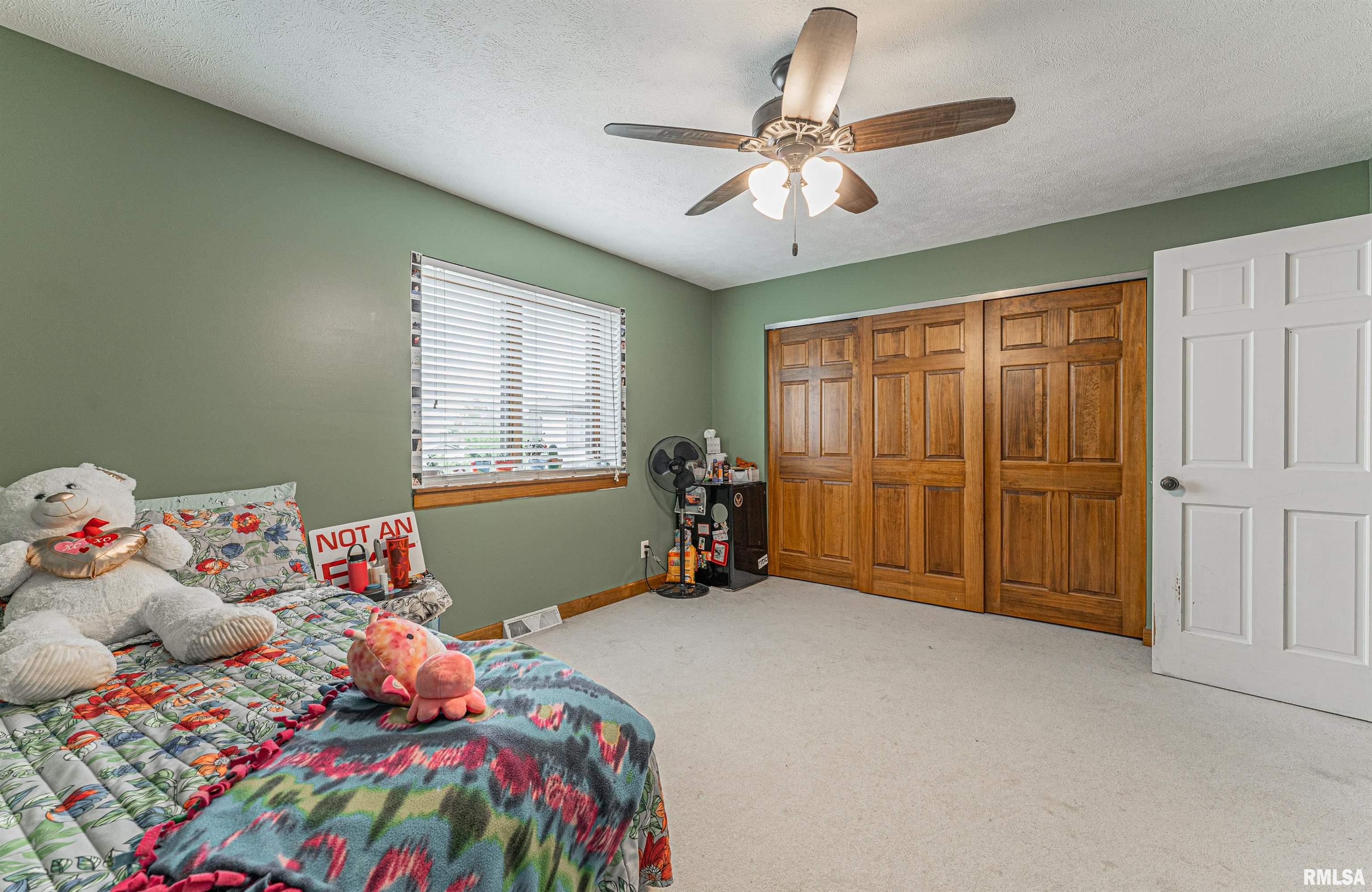 2348 Railsplitter Avenue Lincoln, IL 62656 - Photo 24 of 33 Gallery Image 24