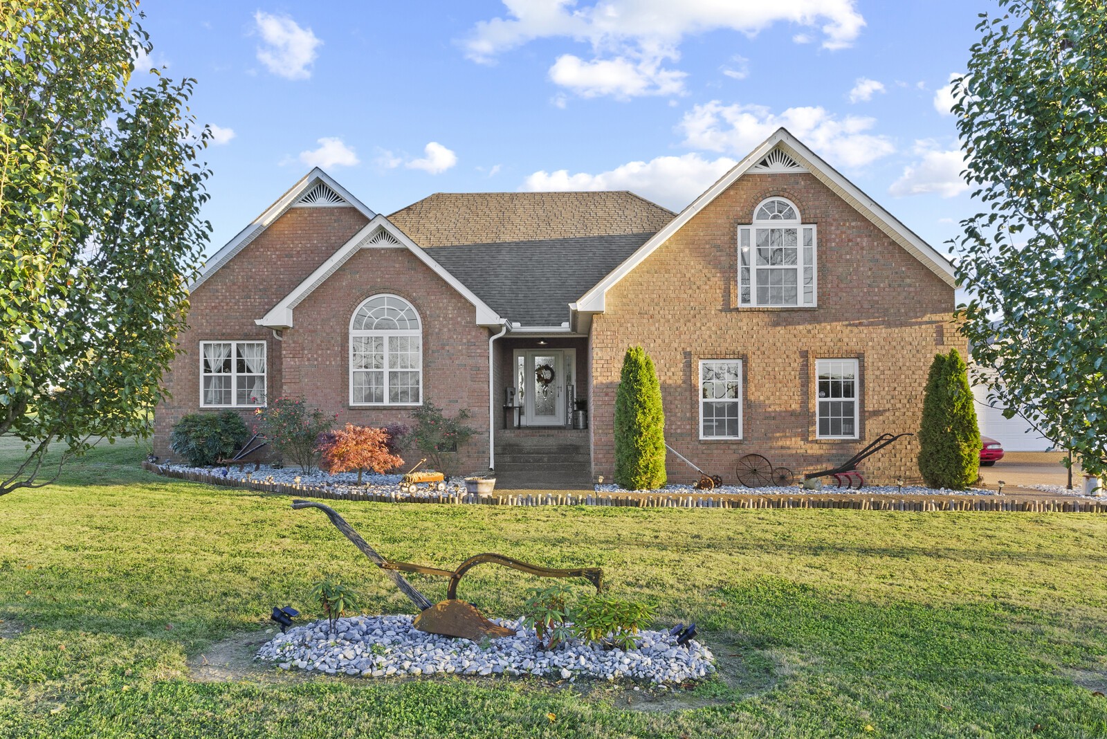 101 Brandy Hollow Road Portland, TN 37148 - Photo 1 of 50 a front view of a house with garden