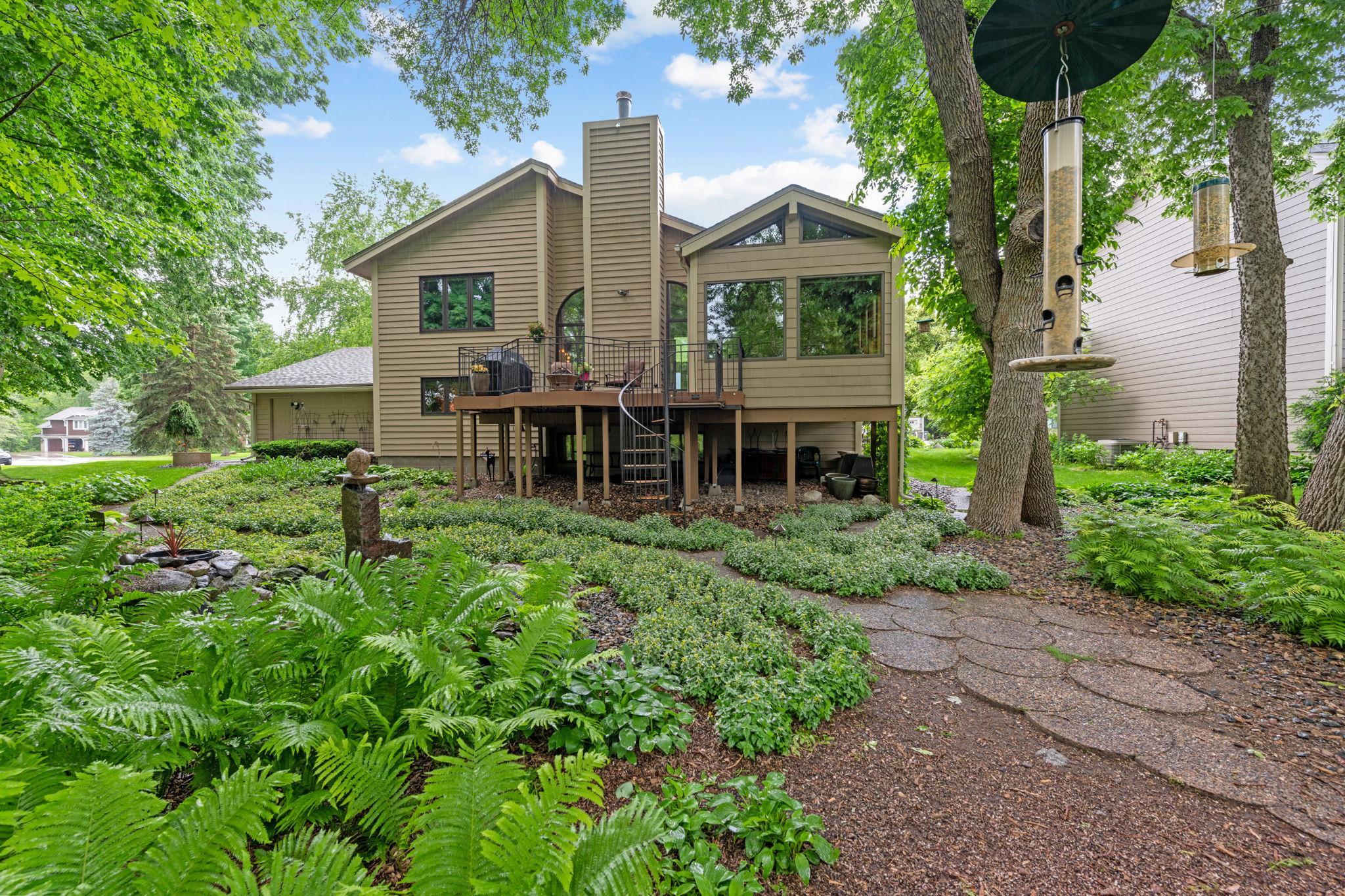 17005 Weston Bay Road Eden Prairie, MN 55347 - Photo 26 of 27