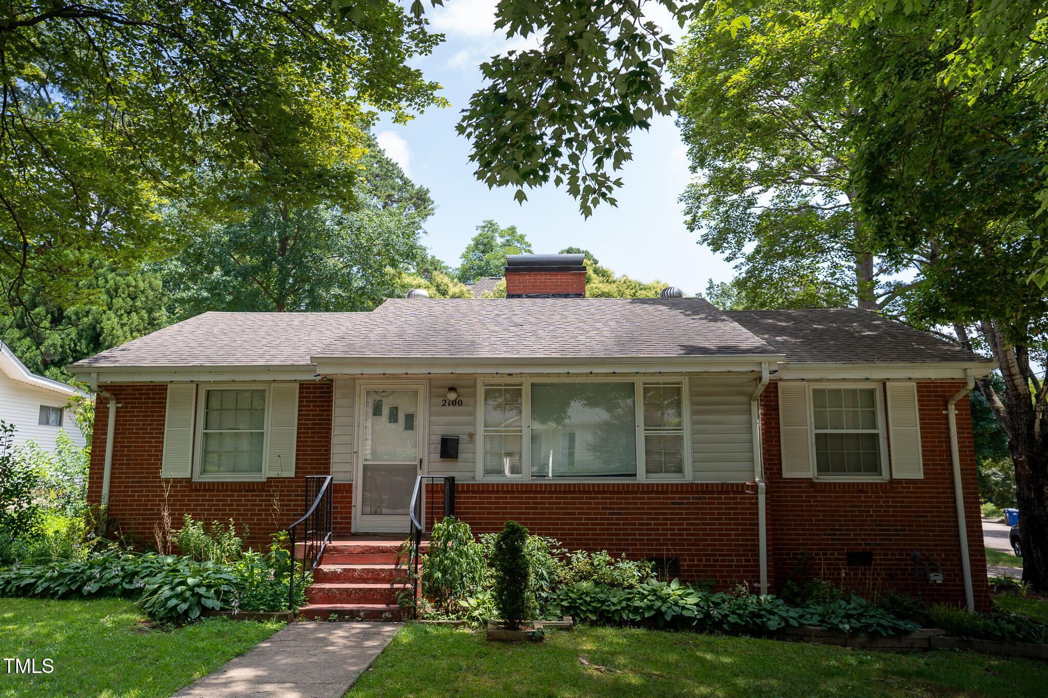 2100 Breeze Rd-27