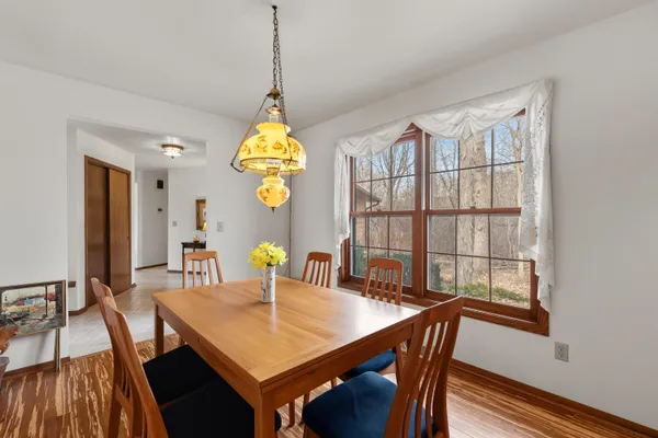 $525,000 | W275S4411 Green Country Road, Waukesha, WI 53189