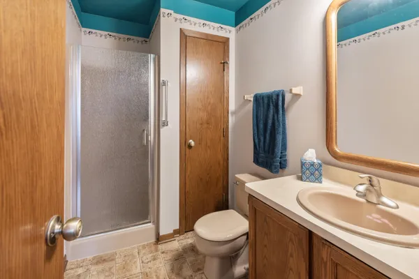$525,000 | W275S4411 Green Country Road, Waukesha, WI 53189