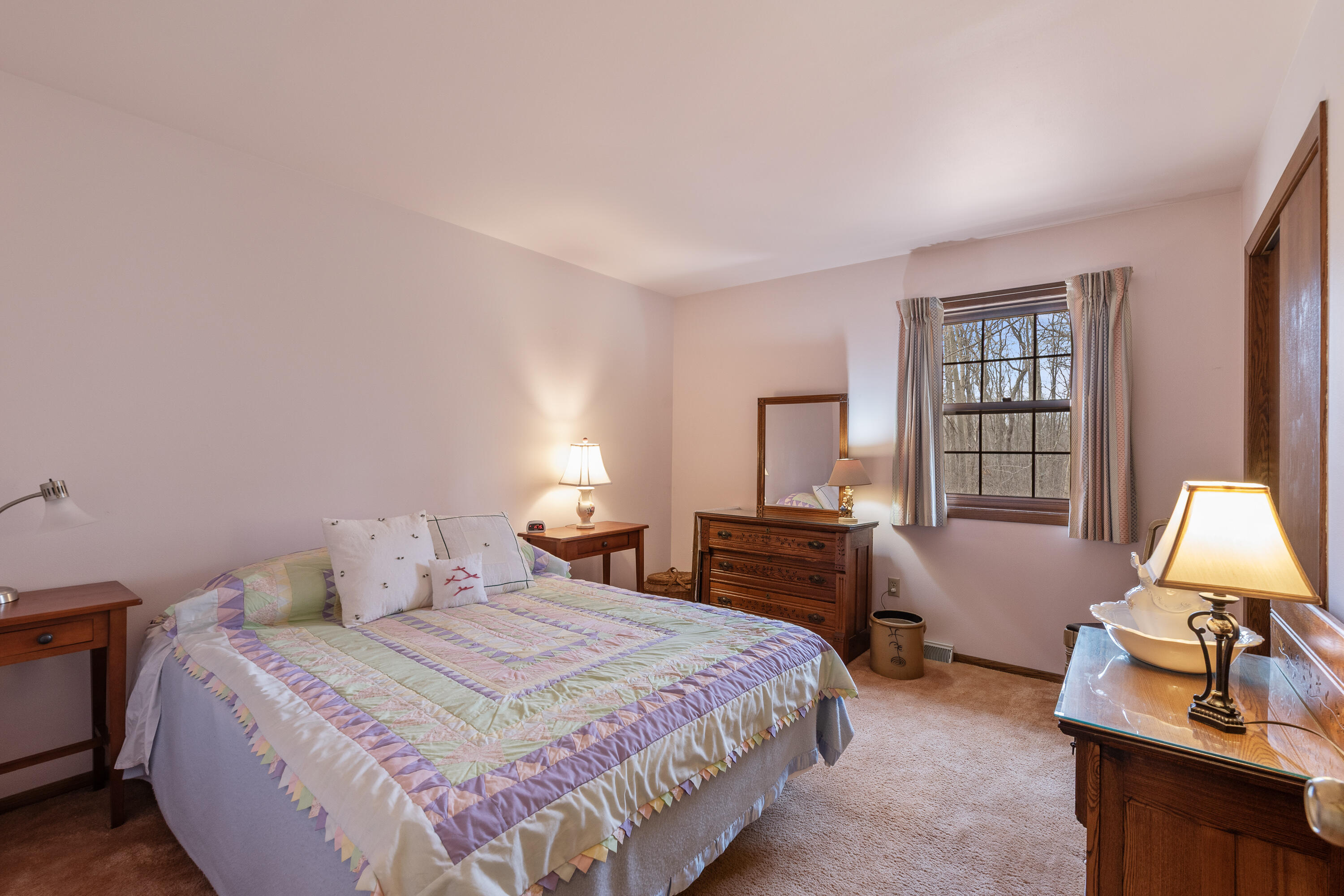 W275S4411 Green Country Road Waukesha, WI 53189 - Photo 17 of 39 W275S4411 Green Country Rd-20