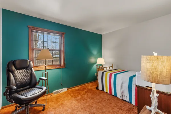 $525,000 | W275S4411 Green Country Road, Waukesha, WI 53189