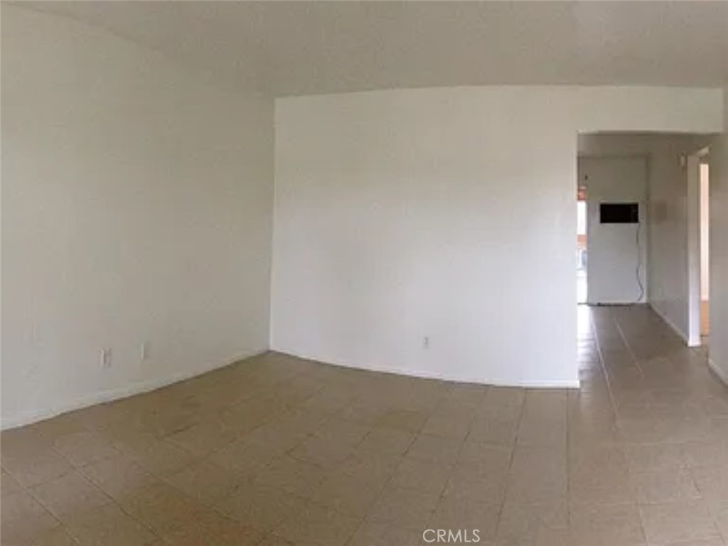 160 West Cascade Drive Rialto, CA 92376 - Photo 17 of 28 a view of an empty room