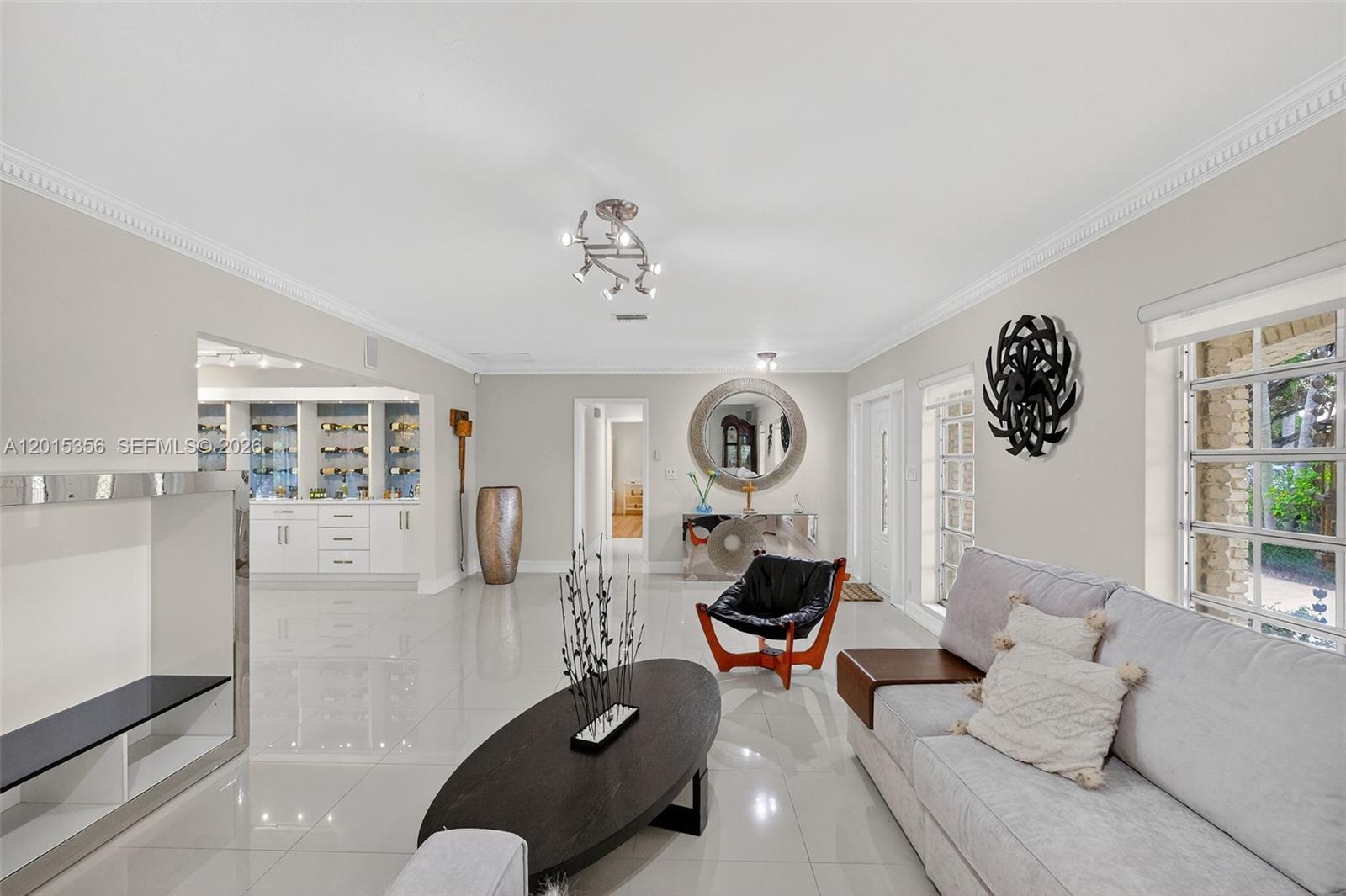 9261 Southwest 88th Street Miami, FL 33173 - Photo 10 of 55