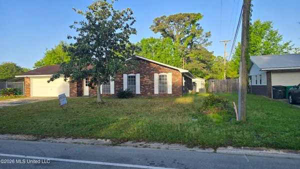 $295,000 | 6105 Lancaster Boulevard, Ocean Springs, MS 39564