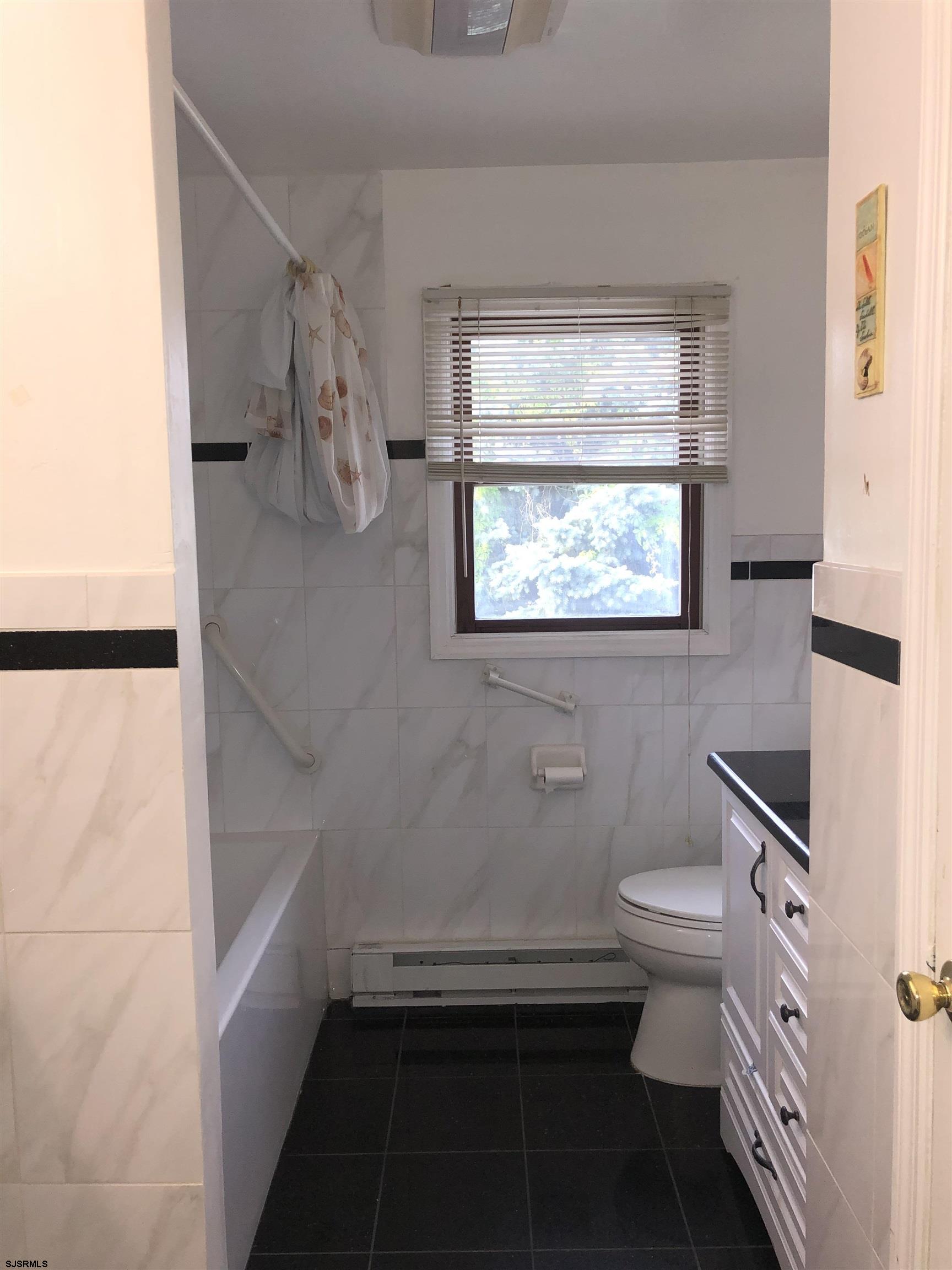 7 Haverford Road Somers Point, NJ 08244 - Photo 8 of 28 Gallery Image 8