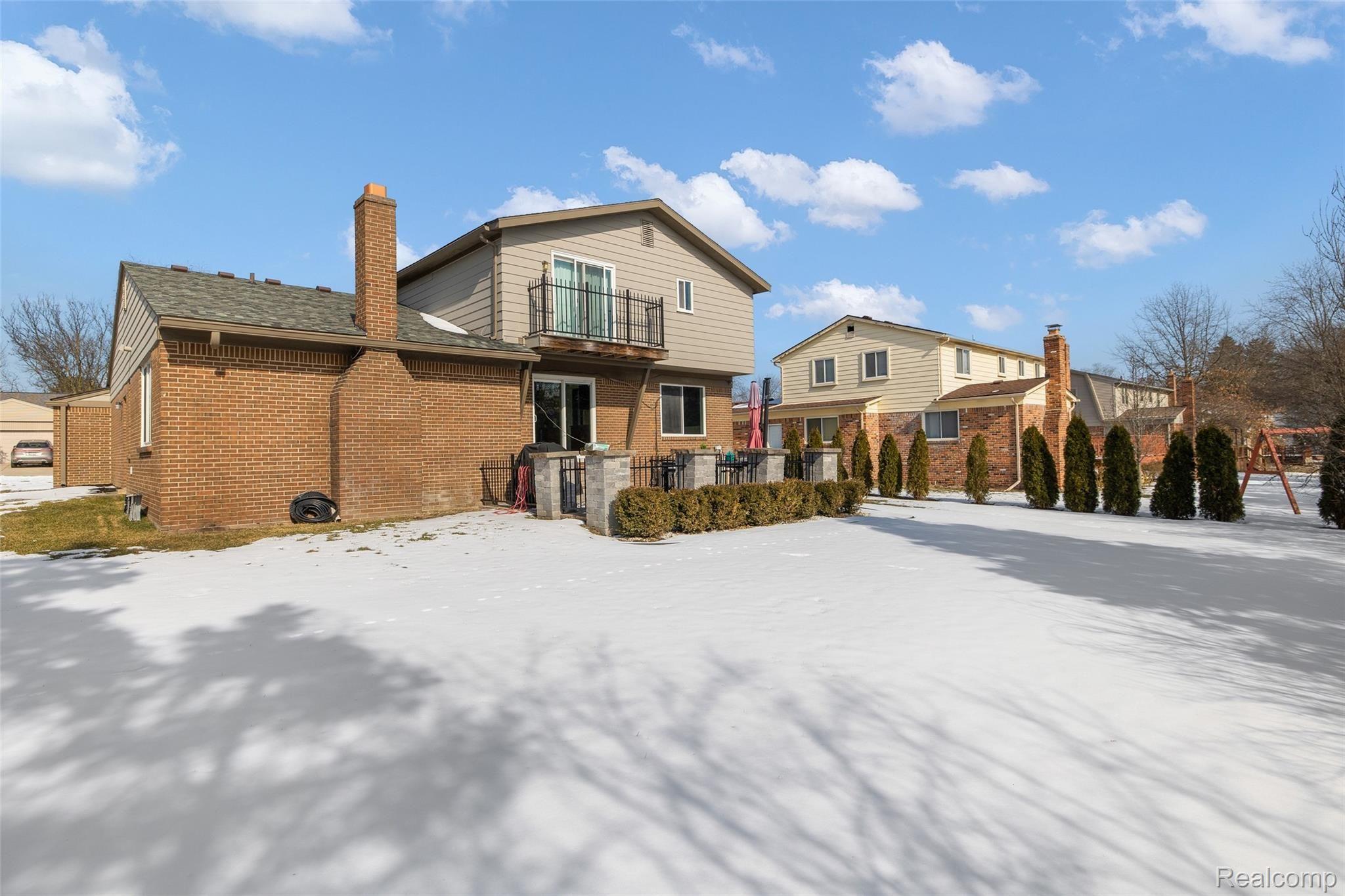 638 Abbey Court Rochester, MI 48307 - Photo 37 of 40 638 Abbey Ct-6.jpg