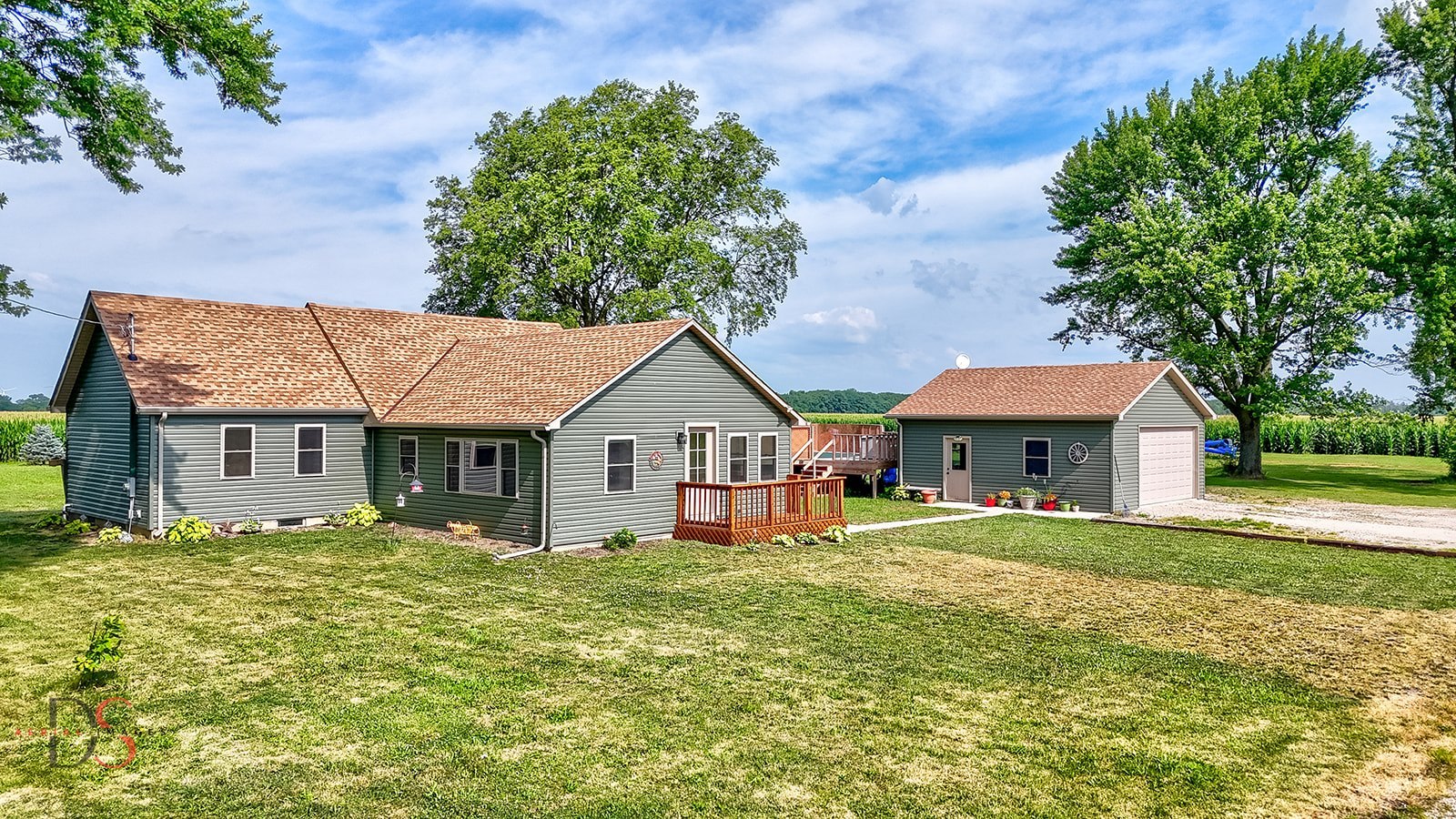 8965 South Holm Road Dwight, IL 60420 - Photo 1 of 28