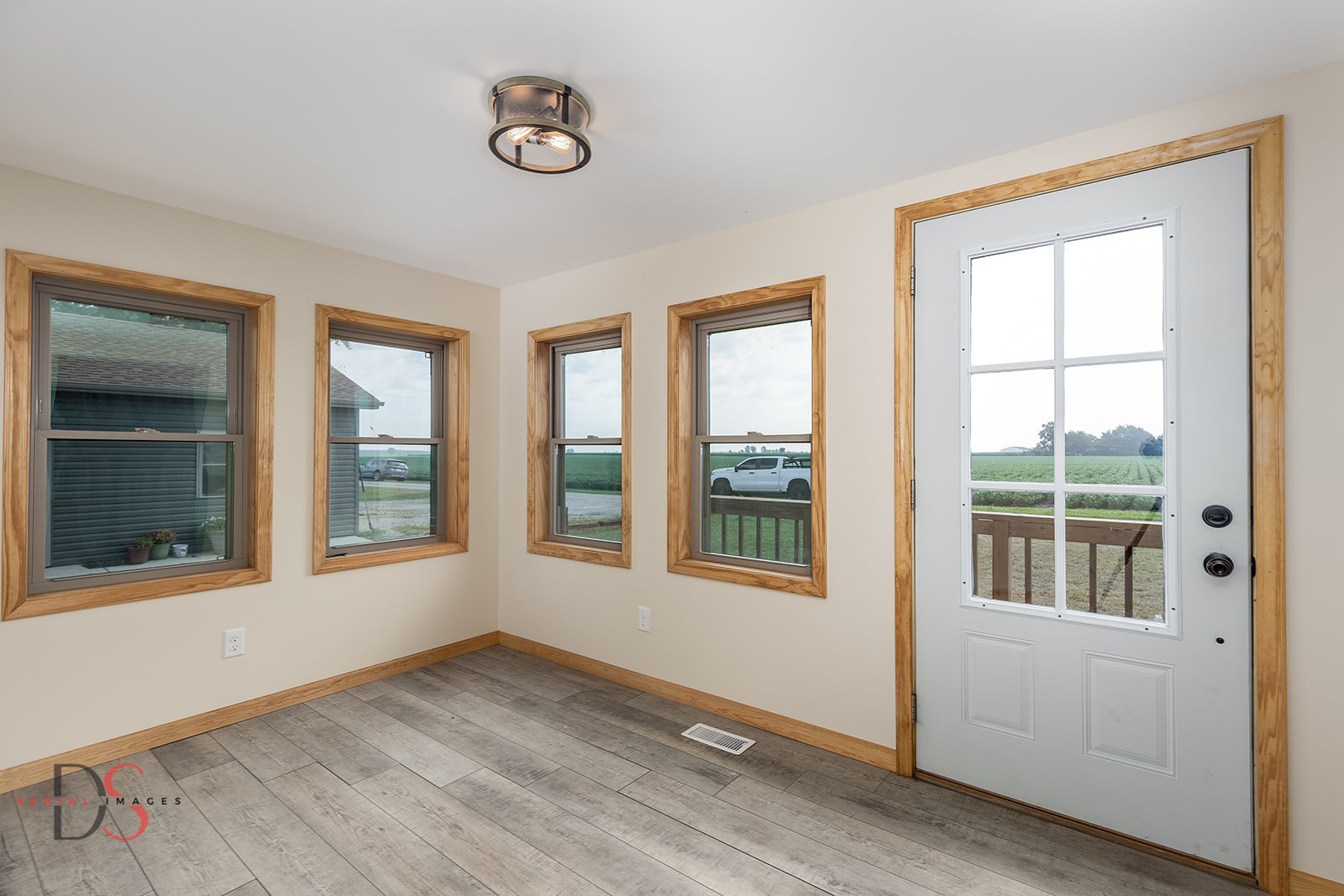 8965 South Holm Road Dwight, IL 60420 - Photo 8 of 28
