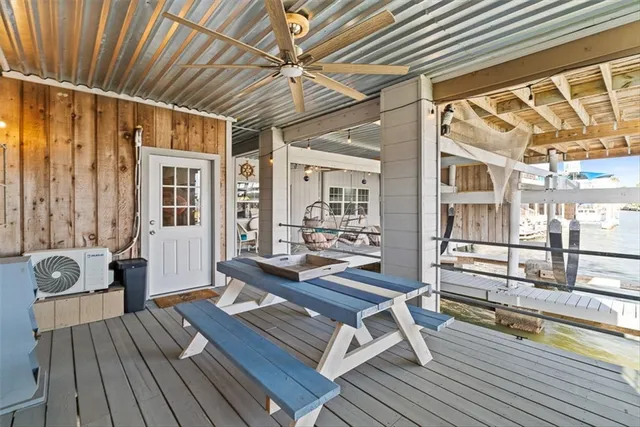 $649,900 | 502 North Sandpiper, Ingleside, TX 78362