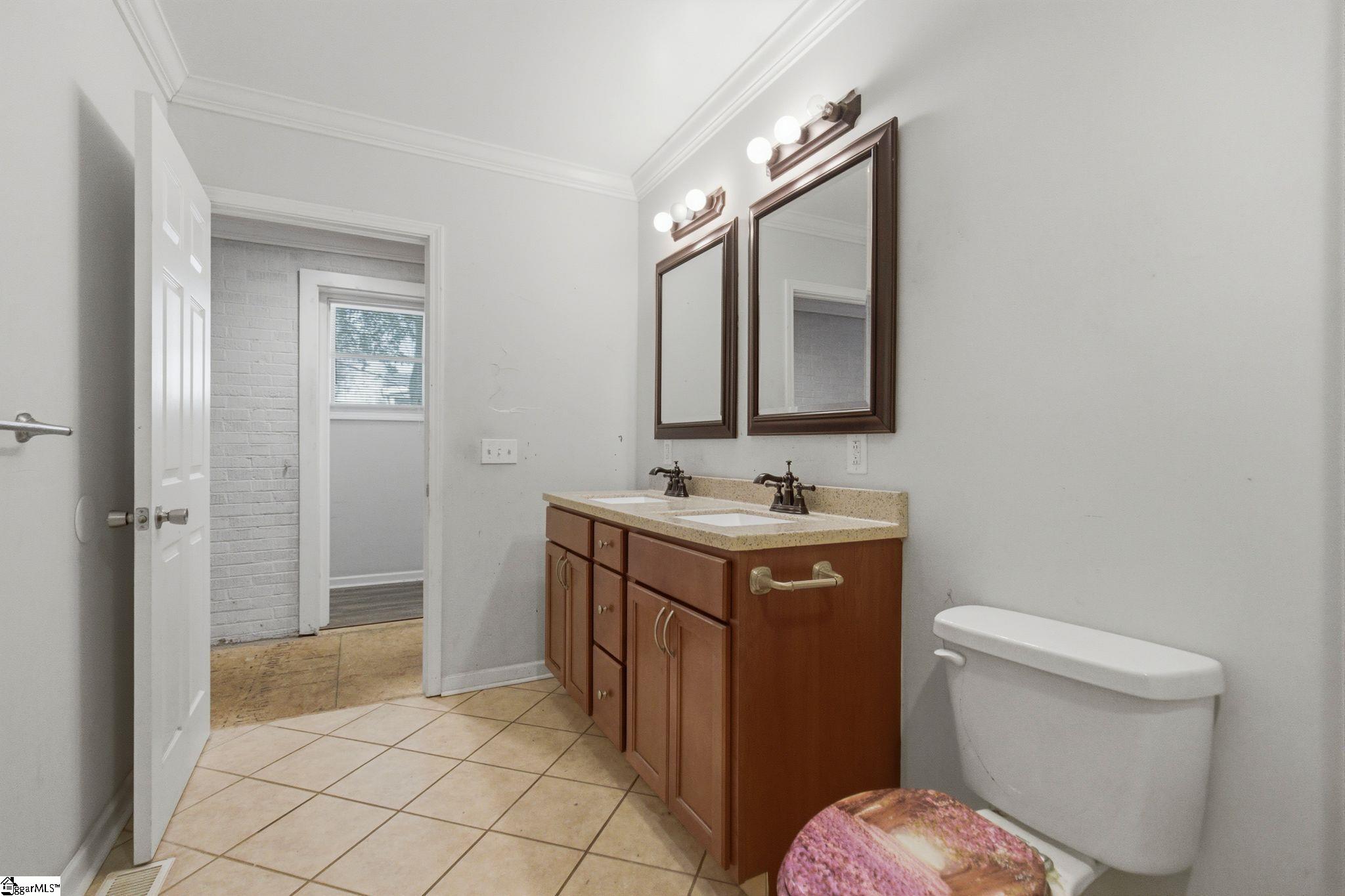 101 Pleasant Drive Mauldin, SC 29662 - Photo 12 of 28