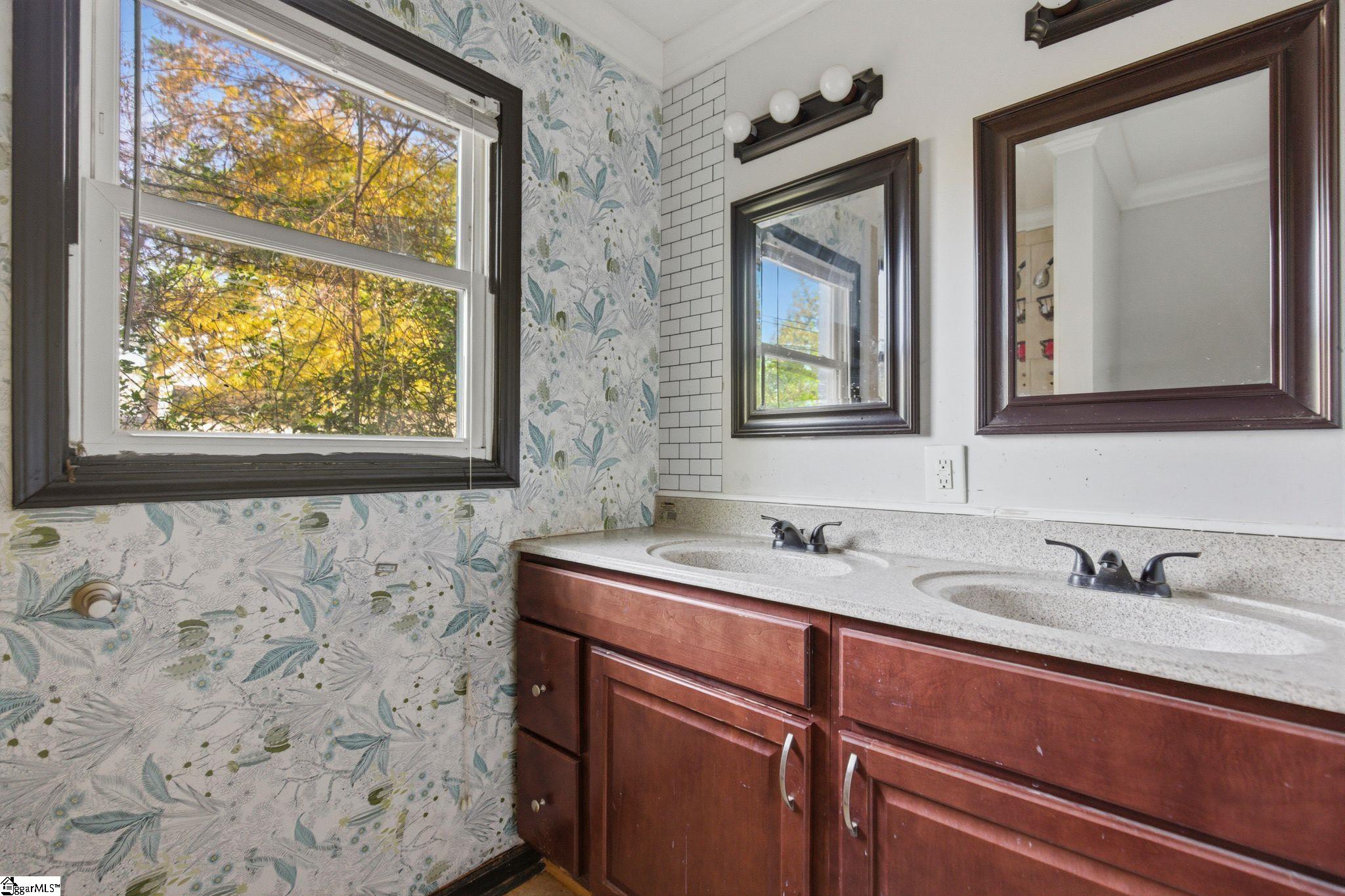 101 Pleasant Drive Mauldin, SC 29662 - Photo 13 of 28