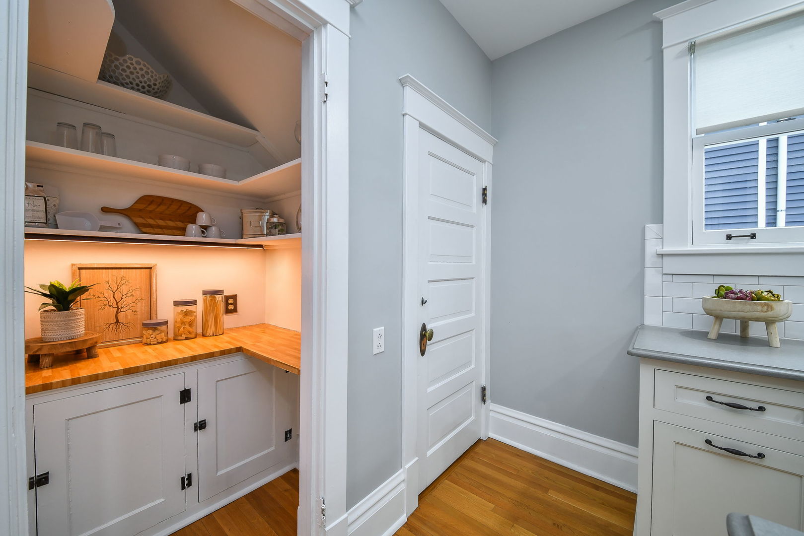 223 North Ellsworth Street Naperville, IL 60540 - Photo 9 of 48 a view of kitchen with washer and dryer