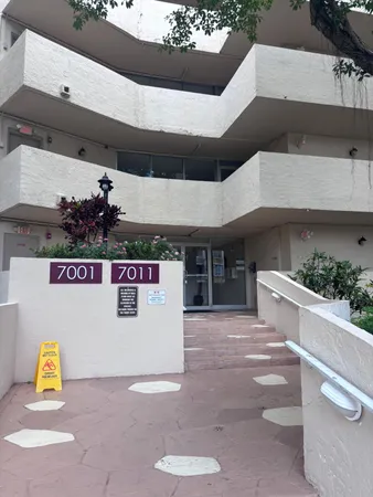 $139,000 | 7001 Environ Boulevard, Unit 403, Lauderhill, FL 33319