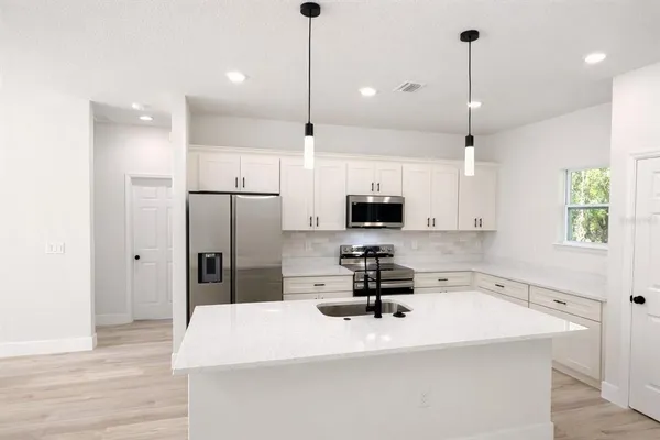 $264,990 | 8665 North Zurich Way, Dunnellon, FL 34434