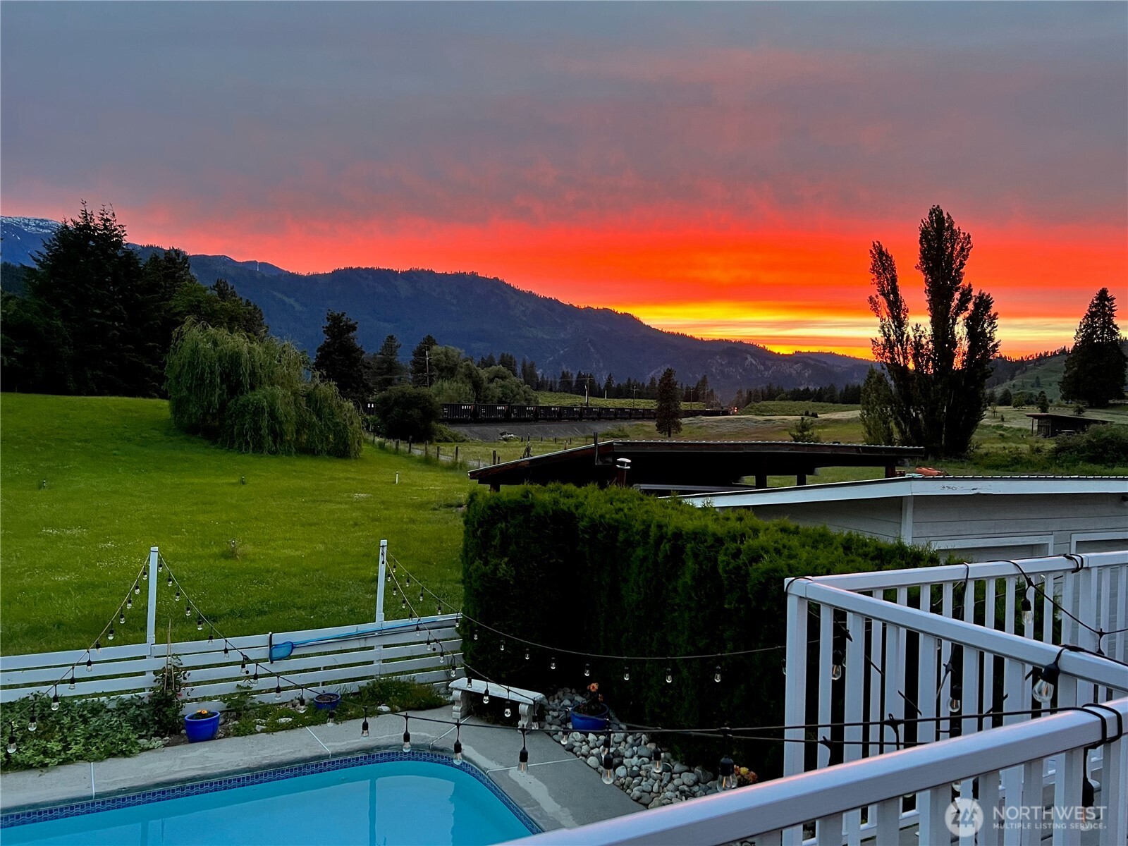 9656 North Road Peshastin, WA 98847 - Photo 4 of 40