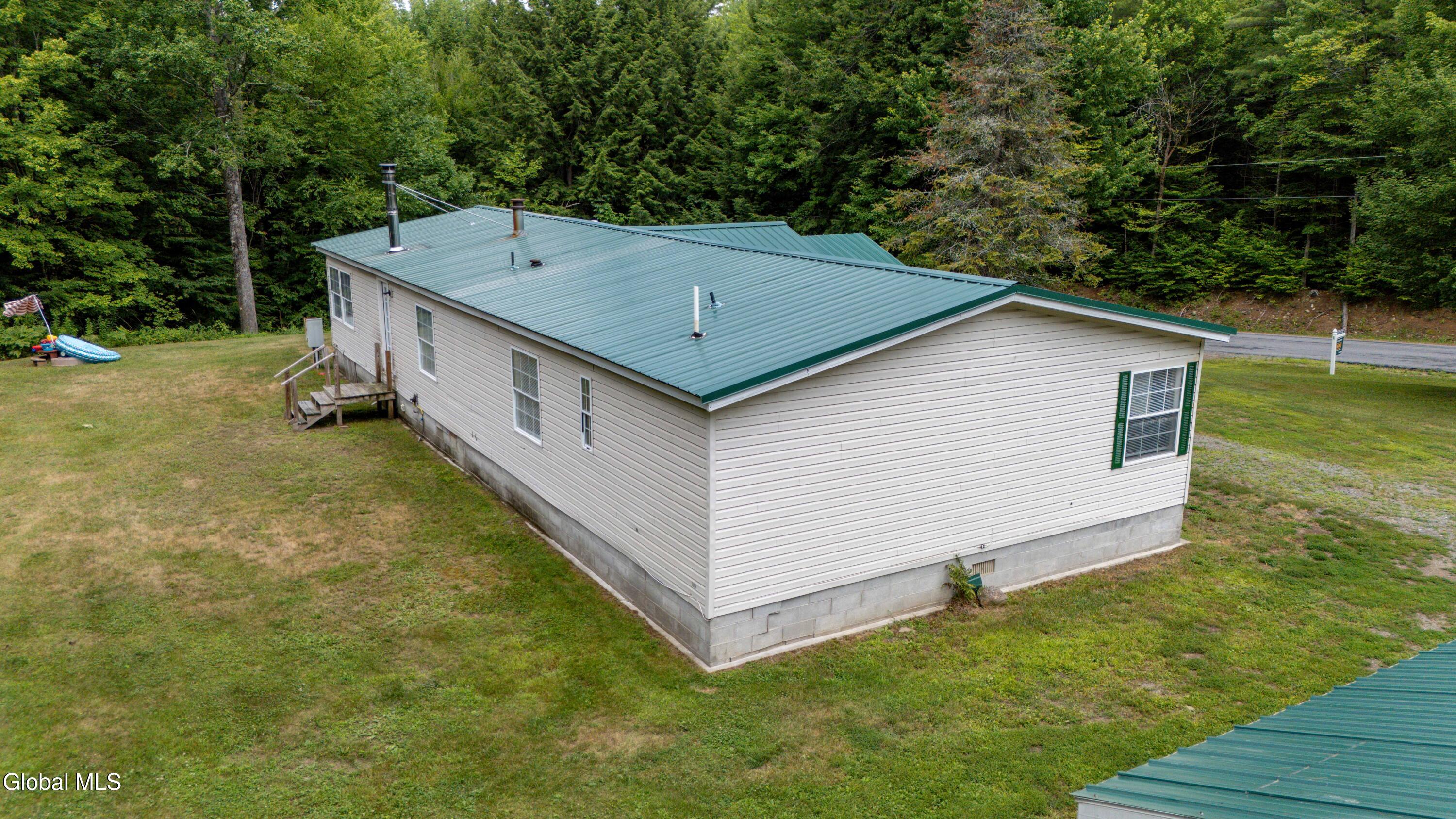 75 Military Road Edinburg, NY 12134 - Photo 15 of 53 75 Military Rd-10