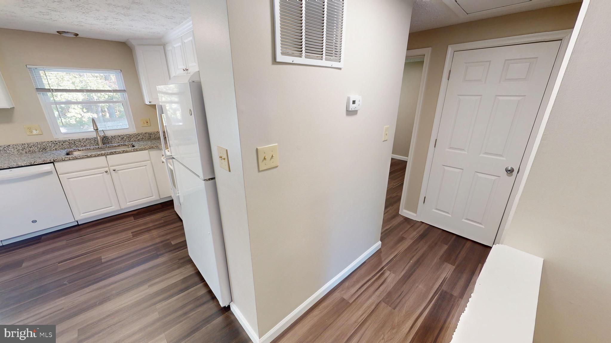 12820 Twin Oak Drive Waldorf, MD 20601 - Photo 13 of 98