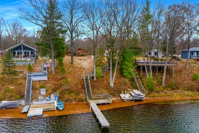$490,000 | 6360 Little Twin Lake Road Northeast, Mancelona, MI 49659