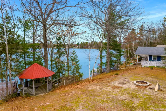 $490,000 | 6360 Little Twin Lake Road Northeast, Mancelona, MI 49659