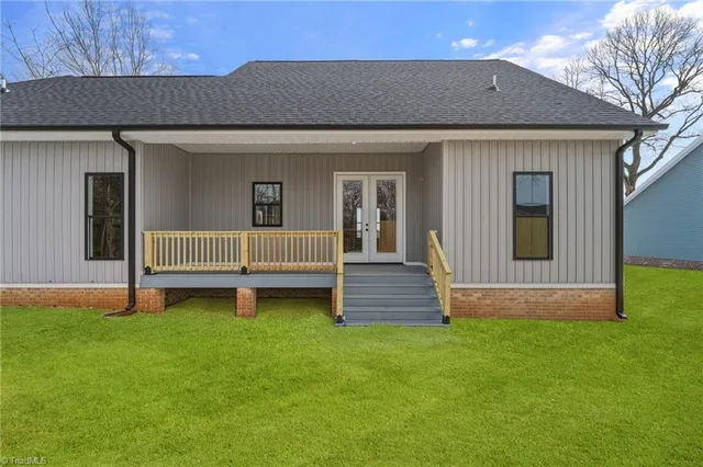 $399,000 | 7707 Jackson School Road, Browns Summit, NC 27214