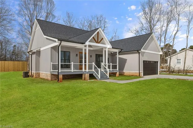 $399,000 | 7707 Jackson School Road, Browns Summit, NC 27214