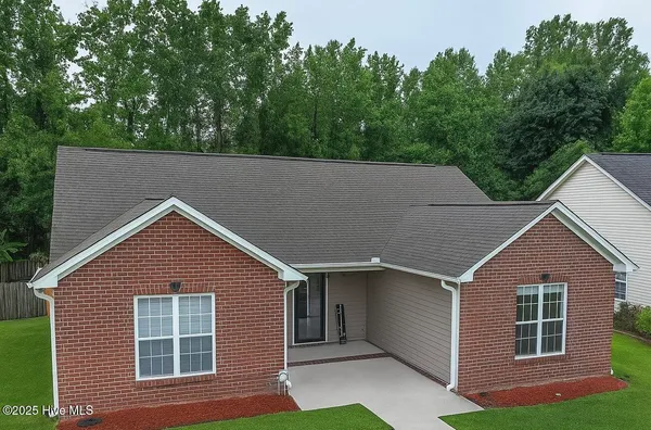$225,000 | 3840 Countryaire Drive, Ayden, NC 28513