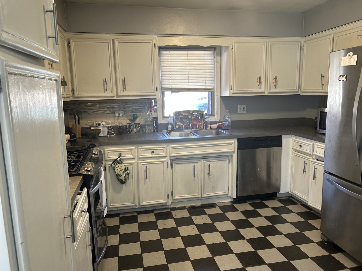 14904 Springfield Avenue Midlothian, IL 60445 - Photo 9 of 16