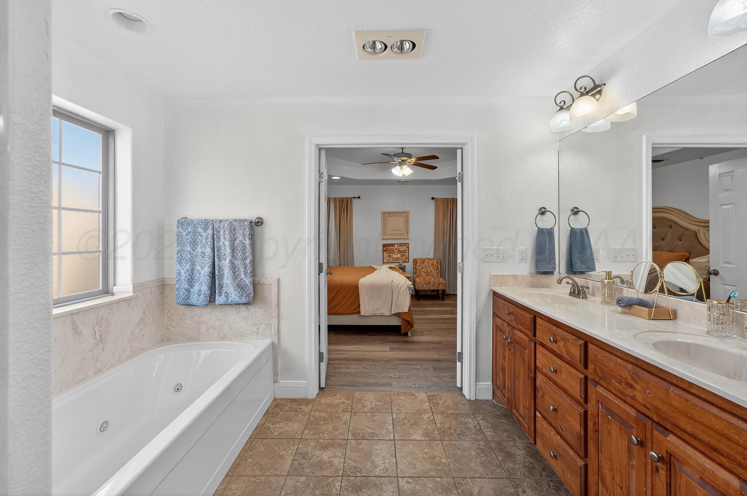 3904 Arden Road Amarillo, TX 79118 - Photo 23 of 38 023_Primary Bath3