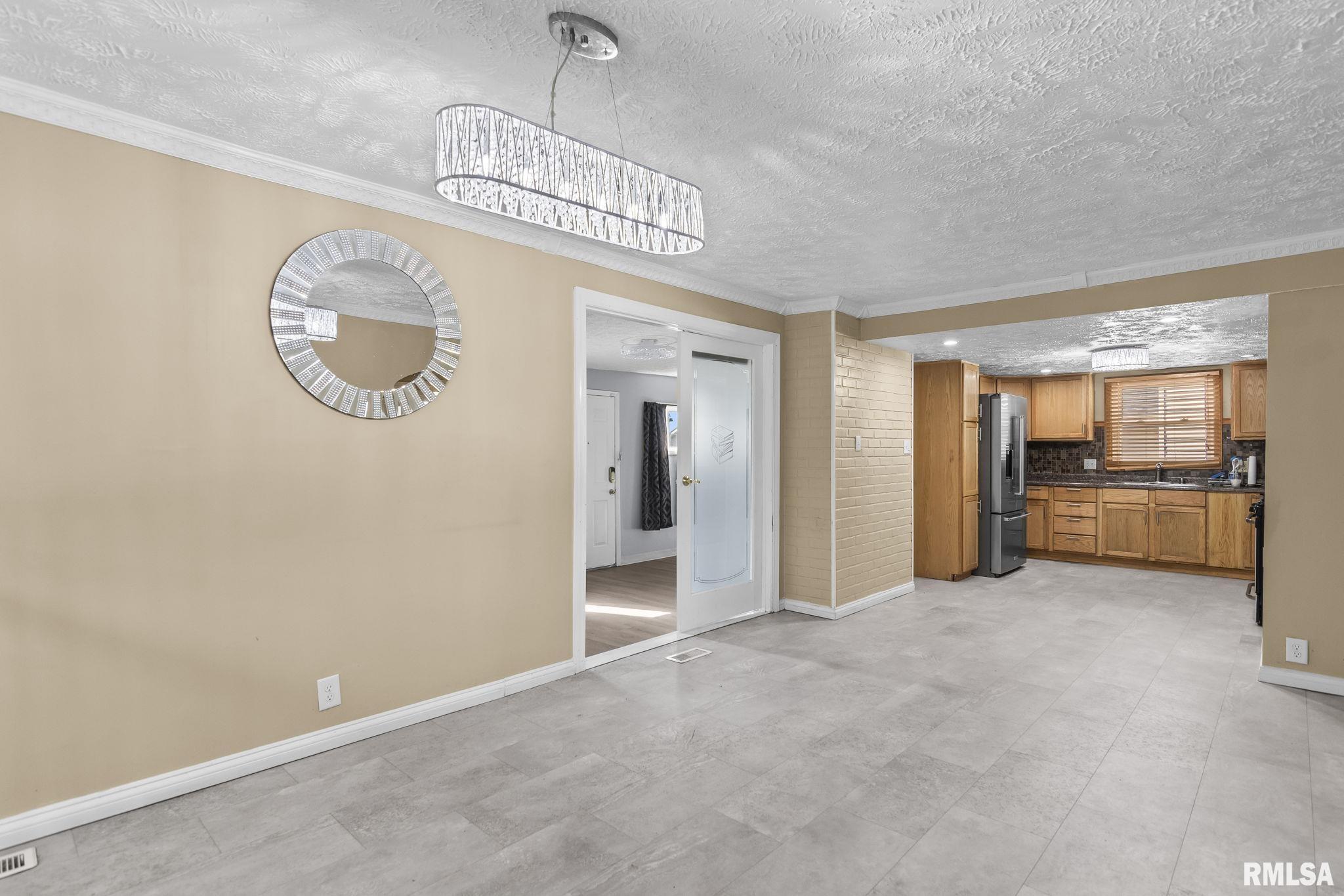 3360 Carman Avenue Springfield, IL 62703 - Photo 17 of 45