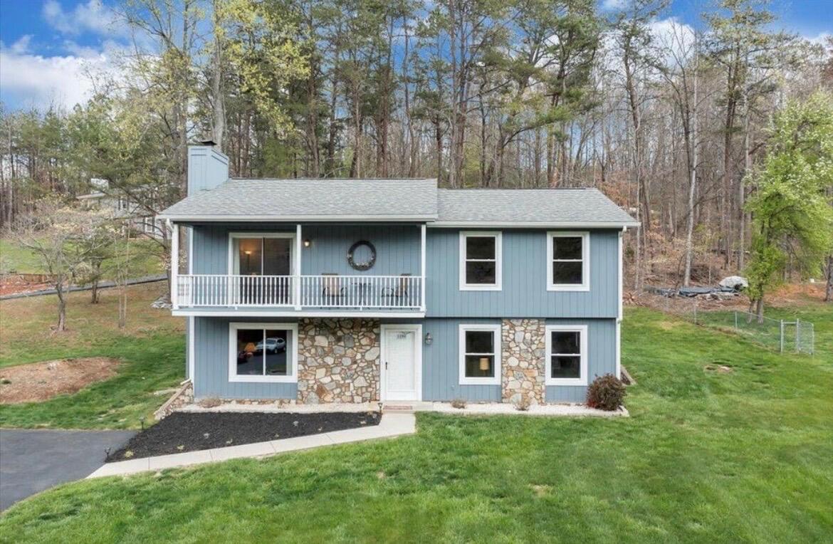 1190 Mountain Pass Road Blue Ridge, VA 24064 - Photo 1 of 1 Front of house
