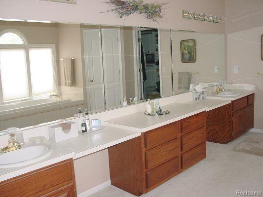 1103 Ridgeway Drive Rochester, MI 48307 - Photo 20 of 25 Master Bath 2