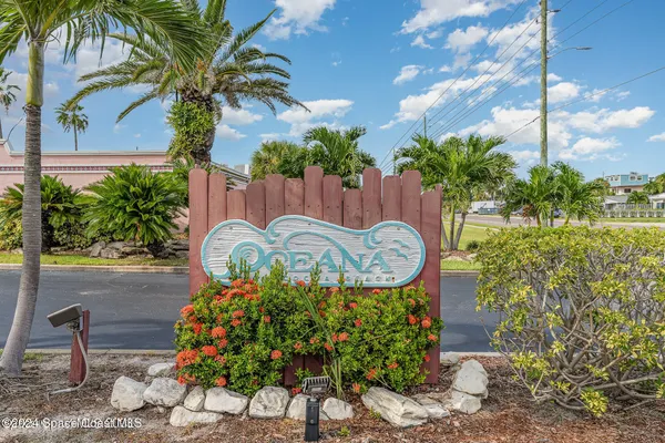 $2,200 | 754 South Orlando Avenue, Unit 201, Cocoa Beach, FL 32931