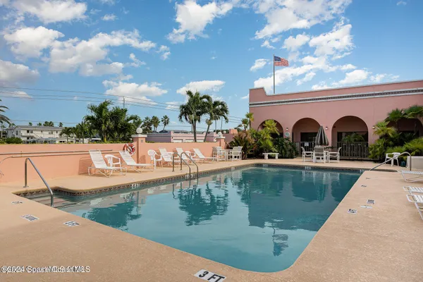 $2,200 | 754 South Orlando Avenue, Unit 201, Cocoa Beach, FL 32931